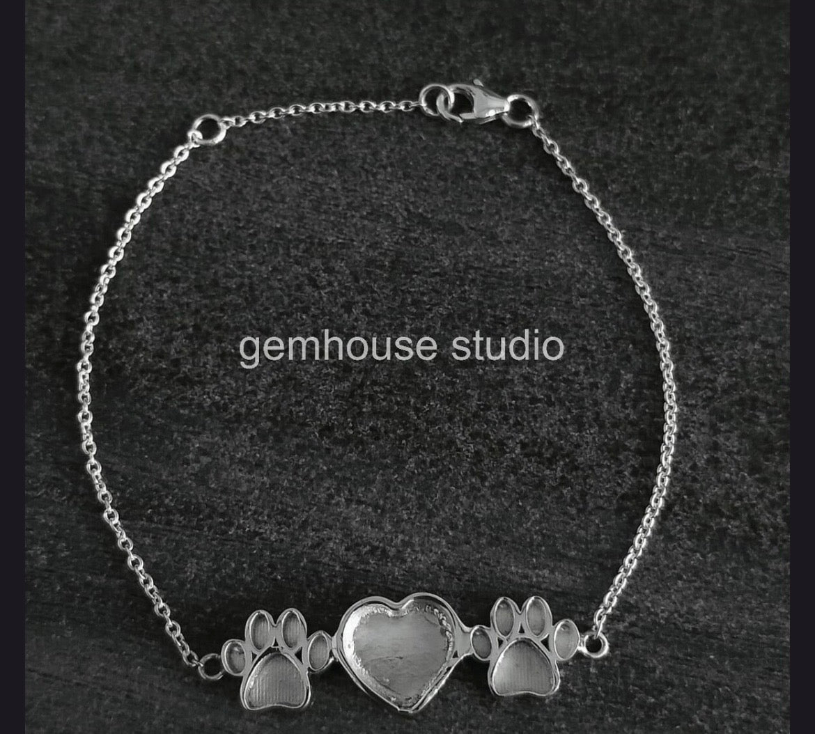 Paw print bracelet